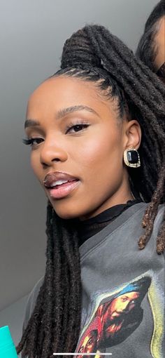 Durban Locs Hairstyles, Locs And Fashion Black Women, Styled Dreads Black Women, Starter Locs On Fine Hair, Loc Hair Styles For Black Women, Chloe Bailey Locs, Long Natural Hair Black Women, Tonal Makeup, Lox Hairstyles