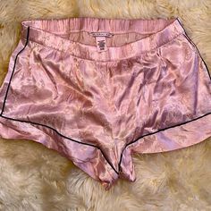 Victoria’s Secret New Without Tags Satin Pajama Shorts With Black Lining Size Small Feminine Pink Bottoms For Pajama Party, Pink Short Sleepwear For Sleepover, Pink Short Bottoms For Sleepover, Feminine Short Sleepwear For Pajama Party, Pink Short Length Bottoms For Sleepover, Pink Pajama Shorts For Sleepovers, Pink Long Pants Sleepwear For Pajama Party, Feminine Short Pajama Shorts For Bedtime, Pink Pajama Shorts For Lounging