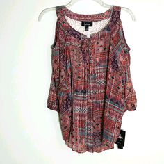 By & By Women's Top Multicolor Size Medium. Open Shoulder 3/4 Sleeve. Condition. Purple Tops For Fall Vacation, Purple Fall Tops For Vacation, Casual Purple Tops For Fall Vacation, Summer Patterned Blouse With 3/4 Sleeves, Multicolor 3/4 Sleeve Tops For Summer, Multicolor Summer Tops With 3/4 Sleeves, Casual Purple Blouse With 3/4 Sleeves, Bohemian Multicolor Print Top, Relaxed Fit, Multicolor Mixed Print V-neck Top