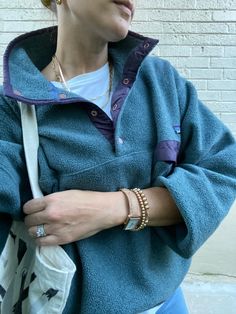 Patagonia Office Outfit, Big Fleece Outfit, Cute Fleece Jacket Outfit, Half Zip Pullover Patagonia, Patagonia Sweatshirt Outfit, Vintage Patagonia Outfit, Patagonia Retro Pile Fleece Outfit, Patagonia Vintage Fleece, Vintage Patagonia Clothing