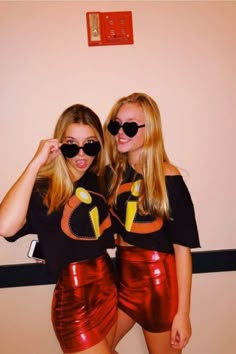 Costumes For Best Friends, College Halloween Costumes, Easy College Halloween Costumes, Amazing Halloween Costumes, Cute Group Halloween Costumes, Halloween Costumes For Teens Girls, Bff Halloween Costumes