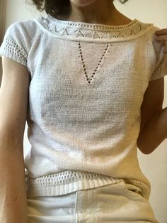 Vintage Cotton Cropped Knit Top. off White Knit Summer Sweater With Pearls / Jewel Details. Womens Size S. 90s Era. - Etsy Spain Fitted Off-white Knit Top, Vintage Knitted Beige Tops, Elegant Knitted Crew Neck Top, Vintage Beige Knitted Tops, Elegant Cream Knitted Top, Vintage Cream Knit Tops, Cream Pointelle Knit Top With Crew Neck, Cream Knitted Crew Neck Top, Off White Pointelle Knit Top