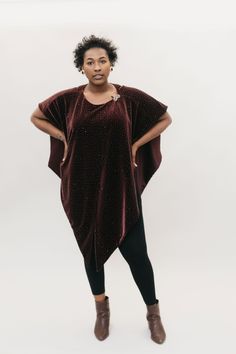 Are you looking for something chic and velvety to wear to a holiday soirée? This time of year, we think about looking good, but we really think about feeling comfortable. We can't help it. Our 264 Monte Carlo dress sewing pattern has a lovely tunic that can stand on it's own. With a beautiful drape and nice point details that can be embellished with tassels, you can pair the tunic with yoga pants, jeans or even it's period-perfect dress. Flapper Girls, Holiday Soiree, Flapper Girl, Diy Sewing Clothes, Handkerchief Hem, Dropwaist Dress, Dress Sewing Pattern, Dress Sewing, 1920s Fashion