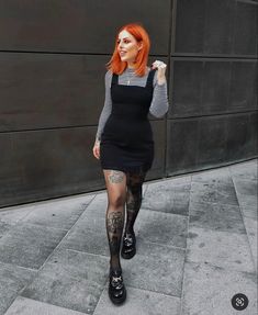 Emo Beach Outfit, Caught A Vibe, Goth Looks, Gemma Stafford, Almost Halloween, Halloween Photo, Thrifted Outfits, Looks Black, Goth Outfits