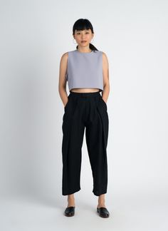 Pleated Pant, Artisanal Design, Style Pant, Blind Stitch, Running Tops, Sleeveless Crop Top, Fashion Line, Back Pocket, Unisex Style