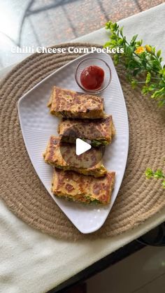 NIDHI JAIN | FOOD BLOGGER on Instagram: "CHILLI CHEESE CORN POCKETS🫑���🧀🌽

Guys this super delicious & easy to make chilli cheese corn pockets were so delicious that you must give this one a try😋

TIP - Highly addictive😋

Follow me on youtube & instagram @cookwithnidhiii 😋

#chillicheesecornpockets #cornandcheese #paratha #cookwithnidhiii #fyp #mumbaifoodbloggers #fyp #cheeseparatha"