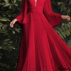 OliviaMark - Robe de mariée taille plus pour femmes : Elégante robe de bal de fin d'année à col en V profond et manches cloche froncées Bodycon Formal Dress, Prom Dress Burgundy, Bodycon Dress Formal, Elegant Bridesmaid Dresses, Plus Size Bridesmaid, Bridal Elegance, Flowy Design, Bridesmaid Dresses Plus Size, Maxi Dress Prom