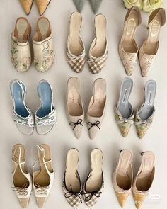 Sepatu Pump, Chanel Ballerina, Shoes Heels Classy, Dior Vintage, Vintage Heels, Heels Classy, Fancy Shoes, Girly Shoes