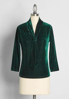 Christmas Charisma Long Sleeve Velvet Top | ModCloth New Year Dresses, Closet Vision Board, Plus Size Christmas Tops, Vintage Style Swimwear, Plus Size Vintage Clothing, Designer Plus Size Clothing, Green Velvet Fabric, Casual Dresses Plus Size, Midi Dress Plus Size