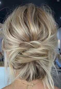 Hair Extensions Updo, Bridesmaid Hair Inspo, Bridemaids Hairstyles, Guest Hair, Bridesmaid Hair Makeup, Bangs Hairstyles, Ball Hairstyles, Wedding Hair Inspiration, Low Bun