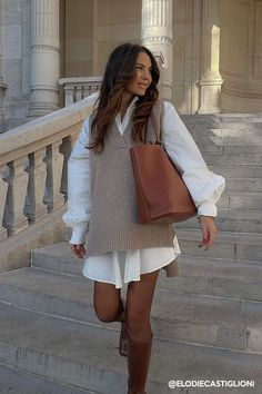 Oversized Knit Vest, Look Adidas, Fest Outfits, Europe Outfits, Paris Outfits, Mode Inspo, 가을 패션, Autumn Outfit, Outfit Inspo Fall