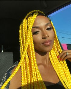 Yellow Braids, Braids Black Women, Heart Shaped Face Hairstyles, Yellow Hair Color, Braids Hairstyles Pictures, Crochet Braids Hairstyles, Peinados Fáciles Para Cabello Corto