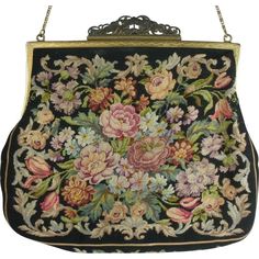 Fancy Handbags, Purses Vintage, Retro Clothes, Custom Purses, Purse Crafts, Unique Handbags, Embroidered Handbag, Needlepoint Tapestry