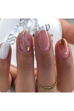 Micro French Tip Press on Nails White Fake Nails Short Almond False Nails with Marble Gold Foil Mini Thin Line French Manicure Designs Oval Shape Acrylic Nails Omber Pink Glue on Nails for Women Girls Kutek Disney, Your Heart, 3d Type, Milky Nails, Nail Styles, Orange Nails