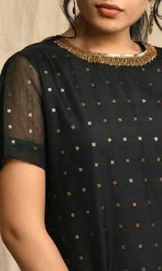 Salwar Ideas, Salwar Kurti, Design Kurti, Casual Kurti, Straight Cut Pants, Kurti Embroidery, Embroidery On Kurtis, Anarkali Dresses