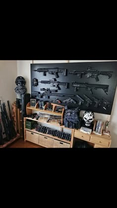 Tactical Gear Room, Swat Gear Setup, Military Room Ideas, Cool Tactical Gear, Military Wall Display, Tactical Gear Storage, Military Gear Storage, Tactical Wall, Gear Room