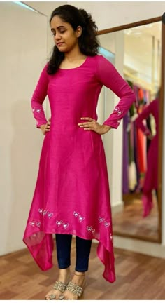 Kurta Designs Women Pattern, Sari Design, Churidar Designs, Designer Kurti Patterns, Simple Kurti Designs, Long Kurti Designs, Long Dress Design