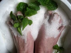 We demand a lot from our tired feet, therefore proper care and pampering should not be overlooked. This foot soak salt blend is wonderful to rejuvenate not only your feet but also your mood after a long day. Long hours spent in sweaty sneakers or shoes or exposure in public showers and swimming pools can put one at a higher risk As a person ages it may become difficult to bend and have the dexterity and strength in the hands to be able to cut one's own toenails. Often the feet are not properly c Boudin Dip Recipe, Ugly Toenails, Foot Soak, Toenail Fungus, Foot Bath, Nail Fungus, Natural Treatments, Bath Salts, Toe Nails