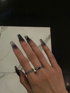 ombre nails, marble nails, clear nails, gray and black nails, coffin nails Nails Gray, Black Marble Nails, Nails Sparkly, Black Ombre Nails, Black Coffin Nails, Nail Looks, Nails Silver, Black Acrylic Nails, Homecoming Nails Acrylic