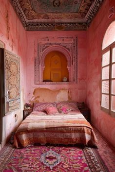 Whimsigothic Interior, Andalusian Houses, Tiled Bedroom, Moroccan Bedroom Ideas, Moroccan Inspired Bedroom, Interior Design Indian, Moroccan Bath, Moroccan Riad, Different Interior Design Styles