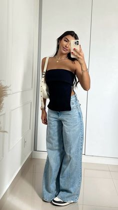 Outfit Jean Ancho, Everyday Fits, Classy Summer Outfits, Clubbing Outfits, Festival Looks, Casual Chic Outfit, Young Fashion, Warm Outfits, Summer Fashion Outfits