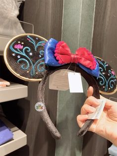 Headband is released at Hong Kong Disneyland Now!! Disney Ears Headband, Stationary Shop, Aulani Disney Resort, Frozen Anna, Shanghai Disney Resort, Disney Aulani, Hong Kong Disneyland, Disney Shanghai, Anna Frozen