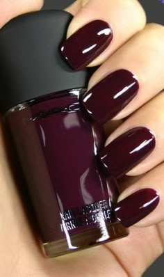 Burgundy Nail Polish, Burgundy Nails, Girls Nails, Nail Arts, Matte Nails, Purple Nails