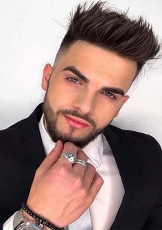 Top Haircuts For Men, Short Hair For Boys, Boy Haircuts Short, Popular Mens Hairstyles, Mens Haircuts, Men Hair Color, Oval Face Hairstyles