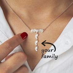 Nice Dream, Baby Footprint, Best Gifts For Mom, Baby Jewelry, Mom Jewelry, Mom Necklace, Diy Necklace, Cute Jewelry