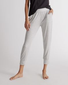 Just about the comfiest joggers around. The smooth, elastic waistband and banded cuff ensure an ideal fit. Great to lounge or even sleep in. Summer Lounge Wear, Best Joggers, Soft Joggers, Soft Pants, Ponte Pants, Performance Leggings, Cotton Chinos, Wide Leg Linen Pants, Shorts Pants