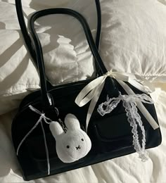 #standoil #bag #bagdecor #yunjin standoil bag bag decor yunjin miffy bows coquette bag le sserafim Standoil Bag, Coquette Bag, Bows Coquette, Bag Bag, Purse, White, Black