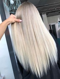 Straight Blonde Hairstyles, Lob Straight, Curly Balayage, Haircut Lob, Cute Blonde Hair, Pretty Blonde Hair, Ideas Haircut