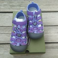 Keen Purple And Periwinkle Sandals Us Youth 4, Eu 36 Stunning Colors! Purple Periwinkle Gray Fits Womens 6 - 6.5 New In Box Casual Closed Toe Purple Sandals, Casual Purple Closed Toe Sandals, Lavender Round Toe Sandals For Beach, Lavender Round Toe Beach Sandals, Purple Non-slip Round Toe Sandals, Purple Open Toe Sandals For Outdoor, Lavender Synthetic Sandals With Round Toe, Lavender Round Toe Synthetic Sandals, Cute Purple Sandals For Spring