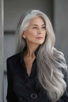 New Haircuts For Women, Above Shoulder Hair, Charcoal Hair, Long Grey Hair, Grey Hairstyles, Women Haircuts Long, Silver Haired Beauties, Sophisticated Hairstyles, Gorgeous Gray Hair