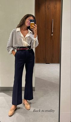 Corporate Outfit, Mode Hippie, Corporate Attire, Professional Outfits Women, Business Outfits Women, Stylish Work Attire, Paris Mode, Office Outfits Women, Business Casual Outfits For Work