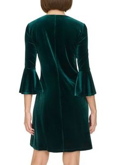 Indulge in the allure of this exquisite velvet dress. Its A-line silhouette flatters your figure, while the three-quarter bell sleeves add a touch of drama. The mini length exudes a playful and modern vibe. Perfect for any special occasion, this dress will make you feel confident and radiant. | Tommy Hilfiger Women's Bell Sleeve Velvet Shift Dress, 12