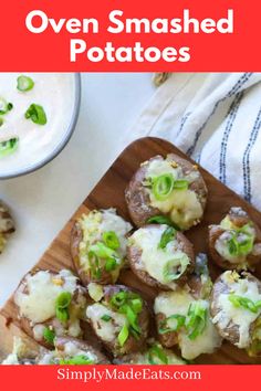 Smashed potatoes with cheese and green onion. Oven Smashed Potatoes, Smashed Potatoes With Cheese, Baked Boneless Chicken Thighs, Potatoes With Cheese, Burger Side Dishes, Smashed Potatoes Recipe, Mini Potatoes, Sour Cream Sauce, Dinner Side