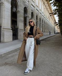 Eurotrip Outfits, Madrid Outfits, Outfits Paris, Ny Outfits, Thanksgiving Outfit Ideas, Thanksgiving Outfit Women, Mode Zara, Europe Outfits, Winter Fashion Outfits Casual