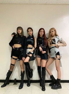 Blackpink in harness Harness Outfit, Blackpink Concert, Latina Outfit, Outfit Collage, Looks Black, Pink Outfits, Kim Jisoo, Black Pink Kpop