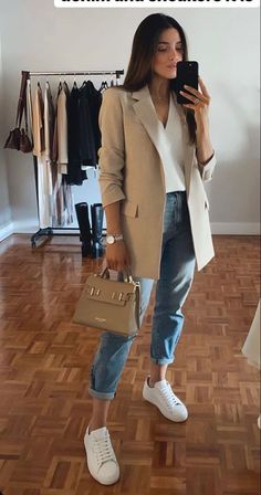 Pajamas Fashion, Women Pajamas, Business Casual Outfits For Work, Mode Casual, Stylish Work Outfits, Causual Outfits, Casual Work Outfits, Work Outfits Women, 가을 패션