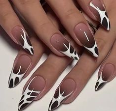 Punk Nail Art, Nails Painting, Nail Vibes, Nails Round, Nail Practice, Long Almond, Ballet Nails, Punk Nails, Heart Nail