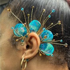 Ethiopian Ear Cuff/ Is 2 Inches Long/ Can Be Worn On Either Side Of The Ear (Left Or Right)/ Gold Plated Brass Frame & Crystal Beading/ Brand New With Tags/ Find Designer Of This Ear Cuff On Ig @Sistahinbloom Price Is Negotiable Indian Face Jewelry, Fantasy Core, Ethereal Jewelry, Vase Art, Crystal Accessories, The Ear, Colorful Jewelry, African Jewelry, Hairstyles For Round Faces