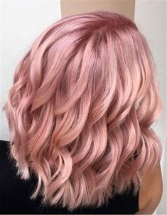 50 Pretty And Stunning Rose Gold Hair Color & Hairstyles For Your Inspiration - Page 49 of 50 - Women Fashion Lifestyle Blog Shinecoco.com Rose Gold Hair Color Ideas, Gold Hair Color Ideas, Rose Gold Hair Color, Blond Rose, Gold Hair Color, Trendy We Fryzurach, Wow Hair Products, Light Pink Hair, Gold Hair Colors