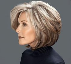 Hairstyles For 70 Year Old Women, Martha Stewart Hair, Shoulder Length With Bangs, Chin Length Hair, Bob Haircut For Fine Hair, Honey Blonde Hair, Edgy Short Hair