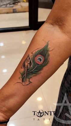 Lord Murugan Vel Tattoo, Murugan Vel Tattoo Design, Vel Tattoo, Murugan Vel, Trishul Tattoo Designs, Geometric Lion Tattoo, Tattoo Design For Hand, Makeup Courses