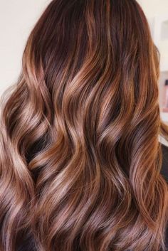 Cinnamon Copper Hair, Hair Copper Blonde, Cinnamon Brown Hair Color, Brown Hair Colours, Cinnamon Brown Hair, Cinnamon Hair Colors, Copper Brown Hair, Copper Blonde Hair, Pelo Cafe