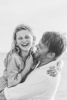 gezin, fotografie, vader, dochter, fotoshoot, gezinsshoot, strand, golden hour Baby Fotografie, Outdoor Family Photography, Family Outdoor, Shoot Inspiration, Father Daughter, Photoshoot Inspiration, Family Photography