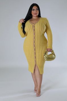 Gorgeous new look for our plus size babes!! Two Tone button down Sweater Dress! Button Down Sweater Dress, Yellow Sweater Dress, Sweater Midi Dress, Brown Midi Dress, Knitted Long Sleeve, Yellow Midi Dress, Fall Dress, Sweater Dress Midi, Knitted Dress