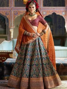 Prize:-₹4,999.00 Wedding Lehenga Sabyasachi, Sabyasachi Bridal Lehenga, Lehenga Sabyasachi, Designer Bridal Lehenga, Indian Bridal Lehenga