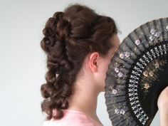 Elizabethan Hair, Masquerade Hairstyles, 1800s Hair, 1800s Hairstyles, Historical Hairstyles, Steampunk Hairstyles, Vintage Hairstyles Tutorial, Victorian Hair, Sock Bun